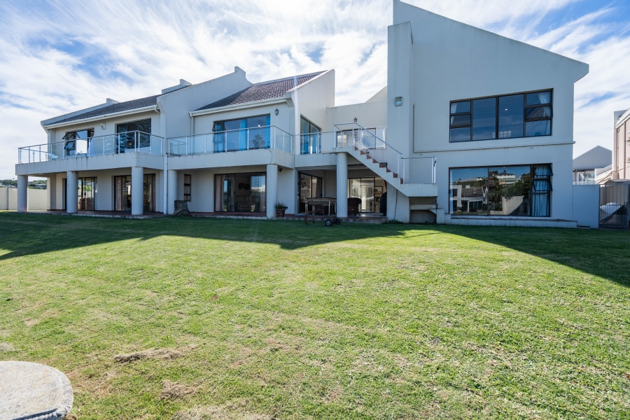 7 Bedroom Property for Sale in Royal Alfred Marina Eastern Cape